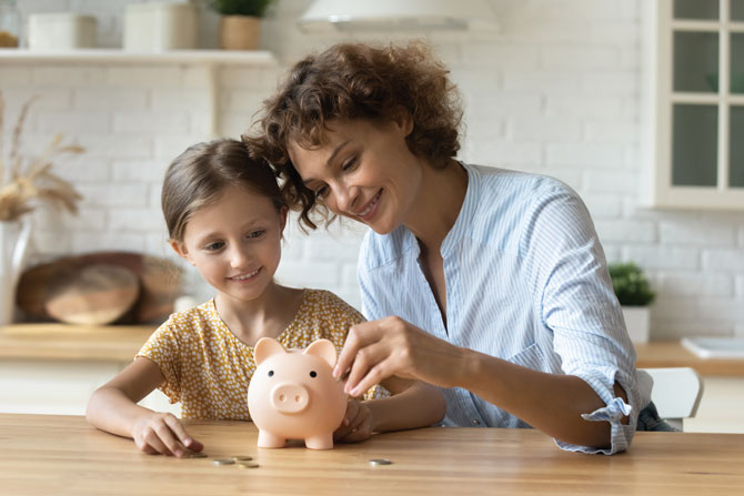 Five-Important-Financial-Tips-to-Teach-Your-Kids